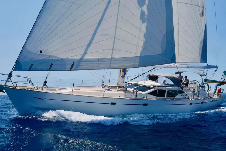Charter Yacht ELVIS MAGIC - Oyster Marine 66 - 3 Cabins - Tahiti - French Polynesia - South Pacific