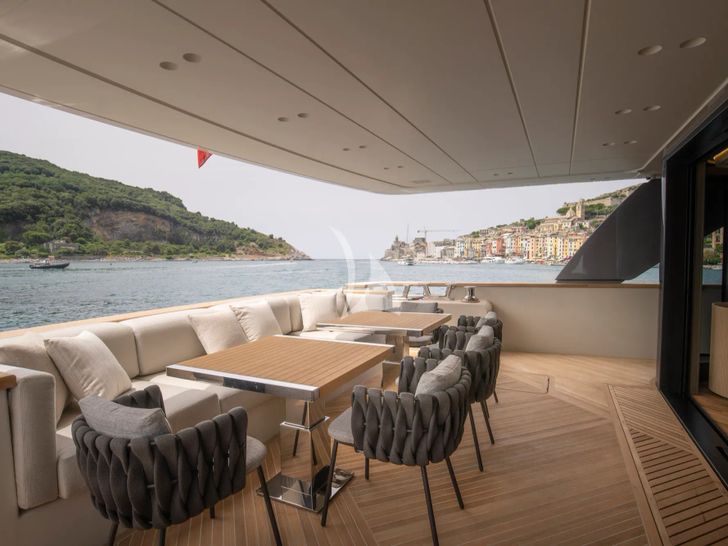 EM3 Sanlorenzo SD90 - main aft deck dining area EM3 Sanlorenzo SD90 - main aft deck dining area