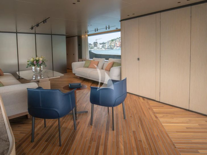 EM3 Sanlorenzo SD90 - tea area EM3 Sanlorenzo SD90 - tea area