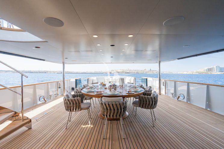 Charter Yacht EMERALD - Feadship 50m - 6 Cabins - Cannes - St. Tropez - Nice - Antibes - French Riviera - Monaco