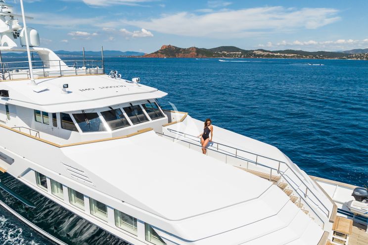 Charter Yacht EMERALD - Feadship 50m - 6 Cabins - Cannes - St. Tropez - Nice - Antibes - French Riviera - Monaco