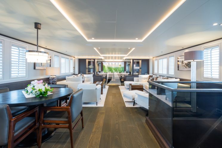 Charter Yacht EMERALD - Feadship 50m - 6 Cabins - Cannes - St. Tropez - Nice - Antibes - French Riviera - Monaco