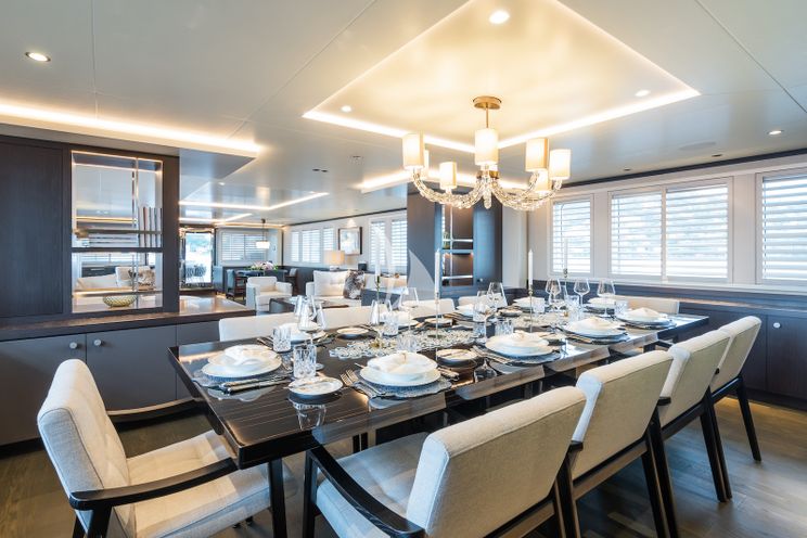 Charter Yacht EMERALD - Feadship 50m - 6 Cabins - Cannes - St. Tropez - Nice - Antibes - French Riviera - Monaco