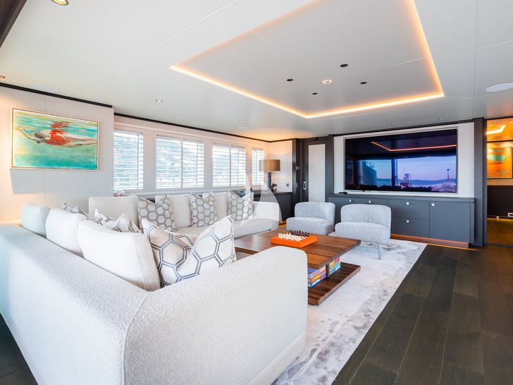 EMERALD Feadship 50m - main saloon EMERALD Feadship 50m - main saloon