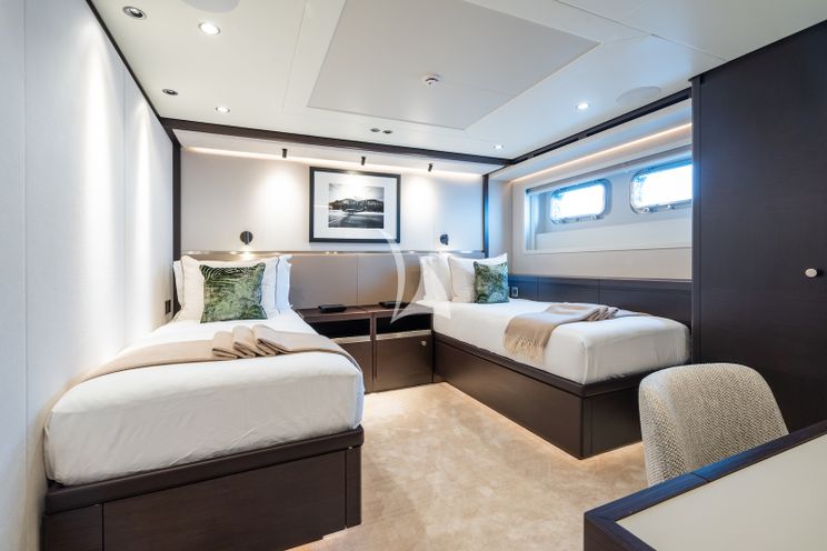 Charter Yacht EMERALD - Feadship 50m - 6 Cabins - Cannes - St. Tropez - Nice - Antibes - French Riviera - Monaco