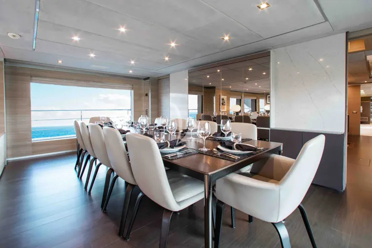 Charter Yacht EMINA - Benetti Fast 140 - 6 Cabins - Nassau - Exumas - Bahamas