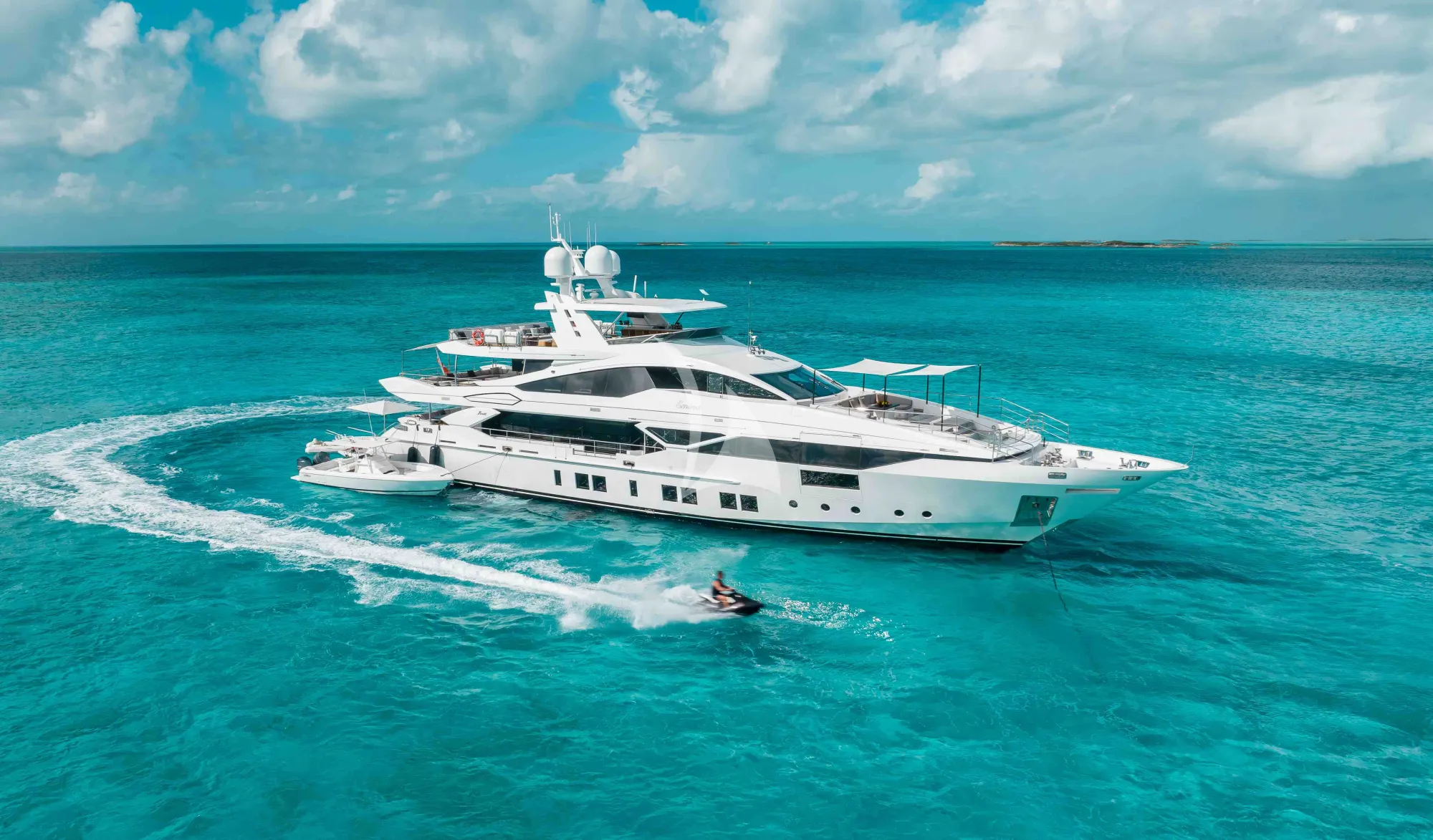 Charter Yacht EMINA - Benetti Fast 140 - 6 Cabins - Nassau - Exumas - Bahamas