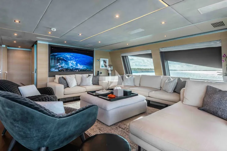Charter Yacht EMINA - Benetti Fast 140 - 6 Cabins - Nassau - Exumas - Bahamas