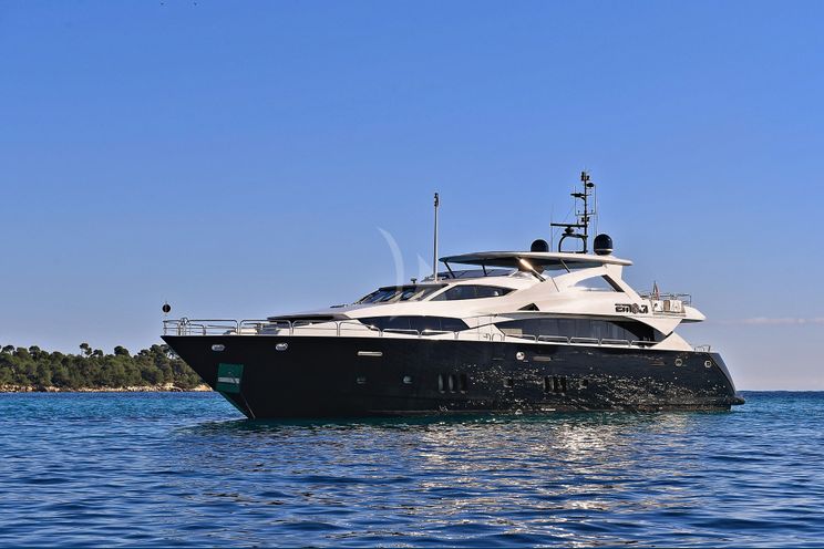 Charter Yacht TENACITY - Sunseeker 34M - 5 Cabins - Antibes - Cannes - Monaco - St Tropez - French Riviera