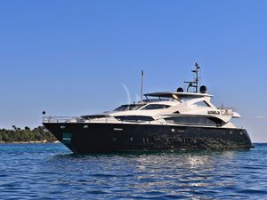 TENACITY - Sunseeker 34 m - 5 Cabins - Antibes - Cannes - Monaco - St Tropez