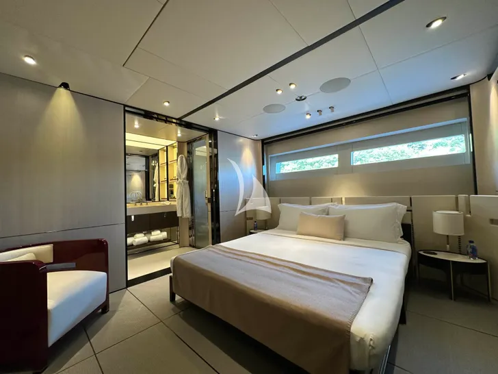 ENDEAVOUR II Rossinavi 50m - VIP cabin 2 ENDEAVOUR II Rossinavi 50m - VIP cabin 2