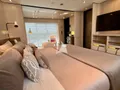 ENDEAVOUR II Rossinavi 50m - master cabin bed and TV ENDEAVOUR II Rossinavi 50m - master cabin bed and TV
