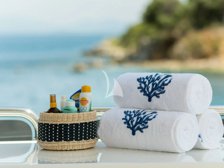 ENDLESS SUMMER Benetti Tradition 100 toiletries ENDLESS SUMMER Benetti Tradition 100 toiletries