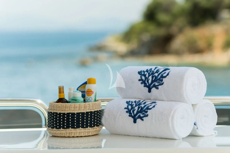 Charter Yacht ENDLESS SUMMER - Benetti Tradition 100 - 4 Cabins - Cannes - Monaco - St Tropez - French Riviera