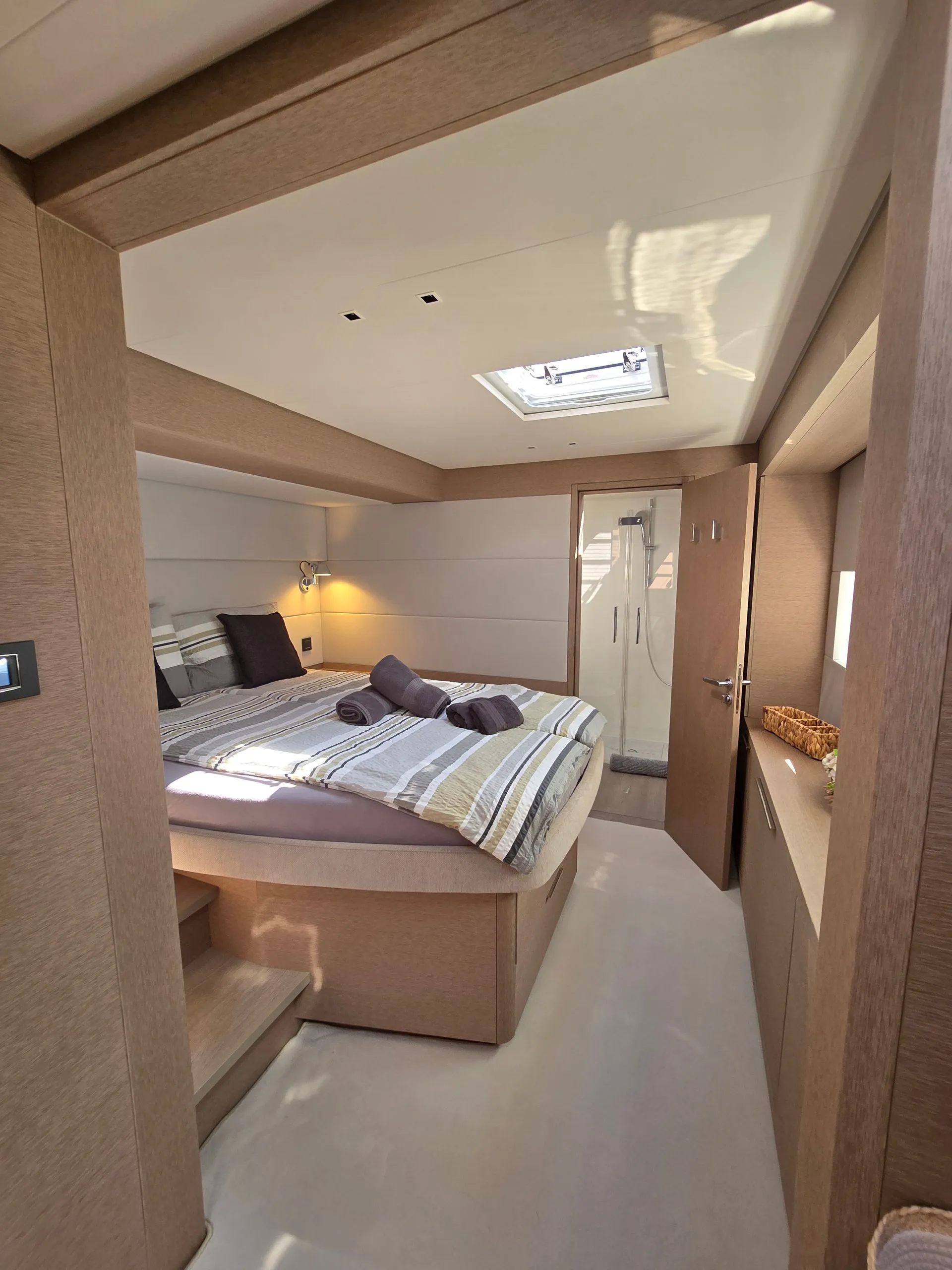 Charter Yacht TRIWING ENDOR - Lagoon Sixty5 - 4 Cabins - Split - Dubrovnik - Croatia - Adriatic