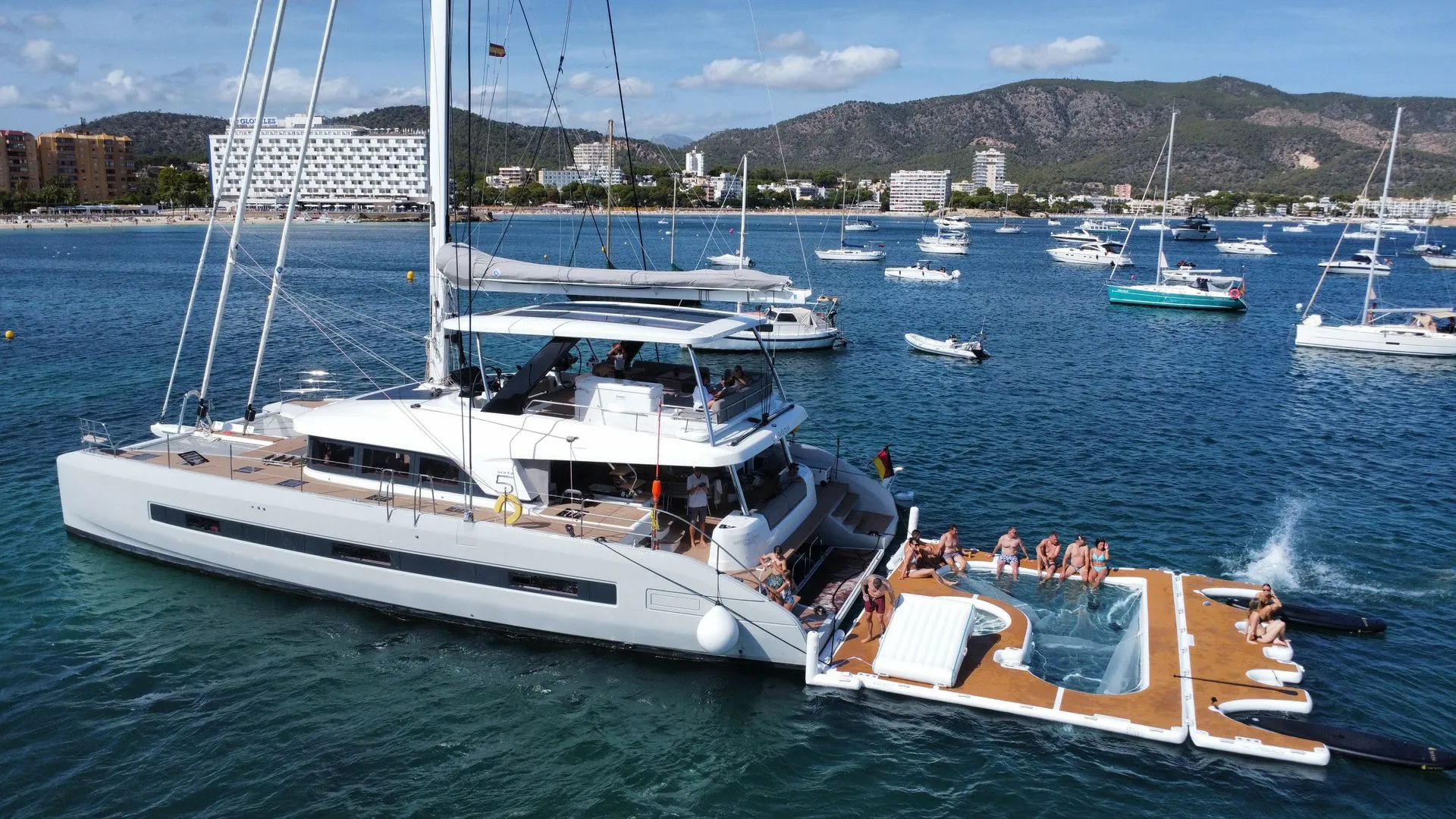 TRIWING ENDOR - Lagoon Sixty5 - 4 Cabins - Split - Dubrovnik - Croatia - Adriatic