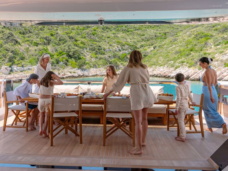 EROLIA Custom Line 120 - aft alfresco dining area EROLIA Custom Line 120 - aft alfresco dining area