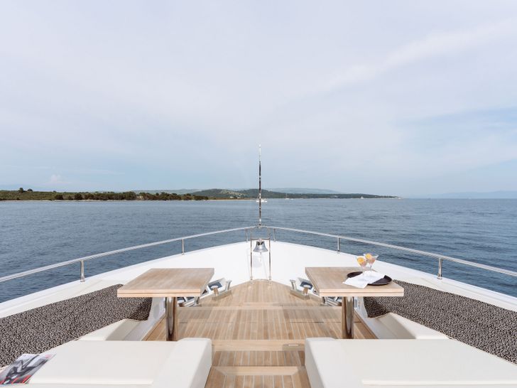 EROLIA Custom Line 120 - foredeck lounging area EROLIA Custom Line 120 - foredeck lounging area