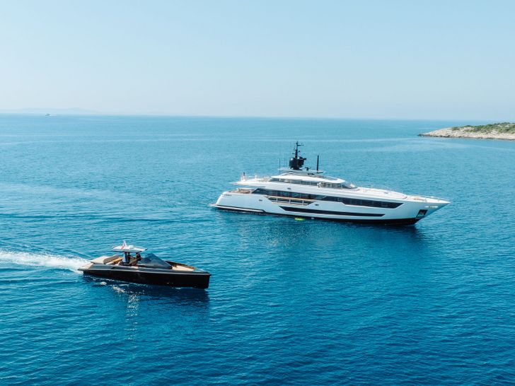 EROLIA Custom Line 120 - with the tender EROLIA Custom Line 120 - with the tender