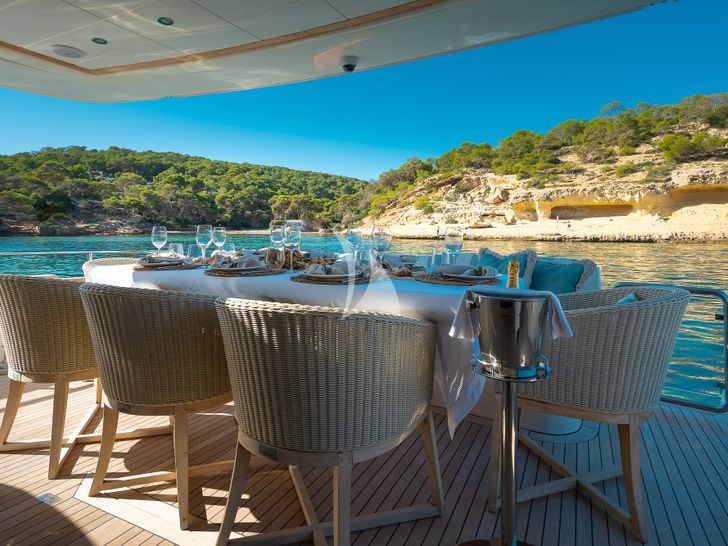 ESSOESS Alalunga 78 - alfresco dining area ESSOESS Alalunga 78 - alfresco dining area