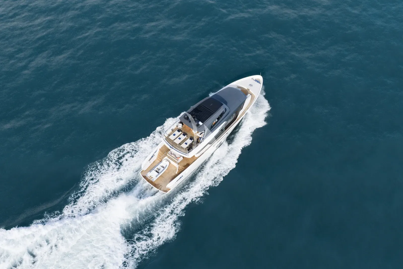 Charter Yacht ESTIA - Sanlorenzo SX88 - 4 Cabins - La Spezia - Genoa - Liguria - Italian Riviera