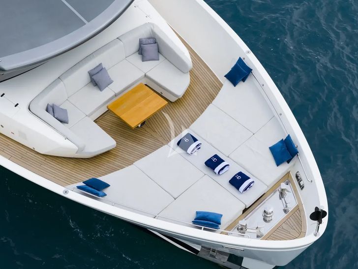 ESTIA Sanlorenzo SX88 - foredeck ESTIA Sanlorenzo SX88 - foredeck