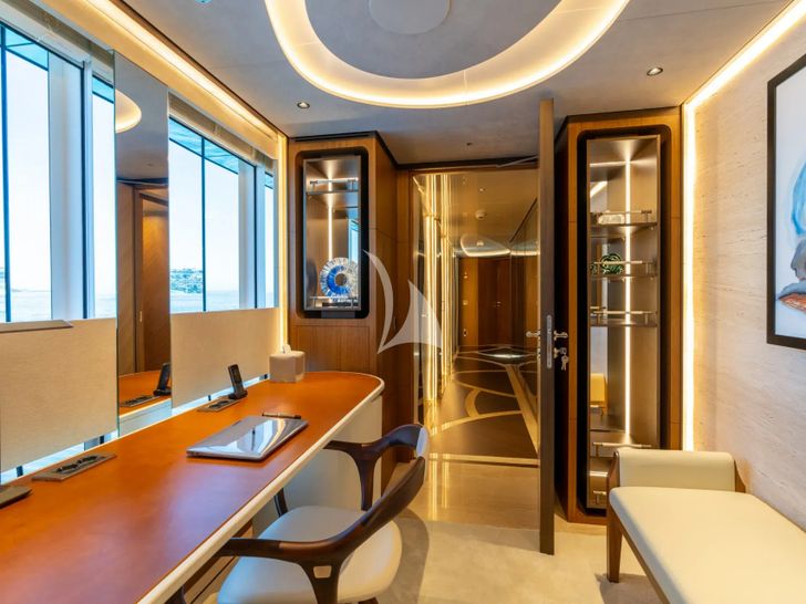ETERNAL SPARK Bilgin 163 I - master cabin office ETERNAL SPARK Bilgin 163 I - master cabin office