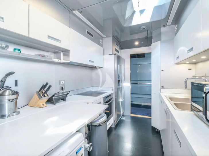 ETERNITY 44 Arcadia A85 - galley ETERNITY 44 Arcadia A85 - galley