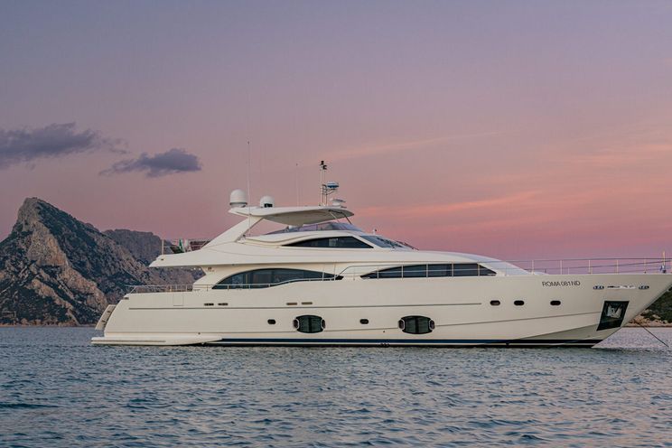 Charter Yacht ETHNA - Ferretti 97 - 5 Cabins - Naples - Capri - Amalfi Coast - Milazzo