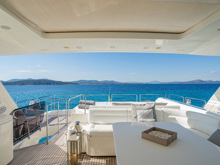 ETHNA Yacht Fly ETHNA Yacht Fly