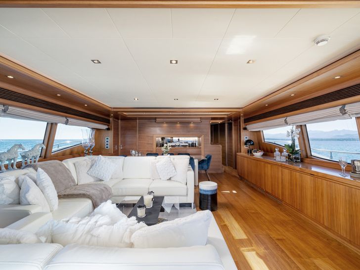 ETHNA Yacht Salon ETHNA Yacht Salon