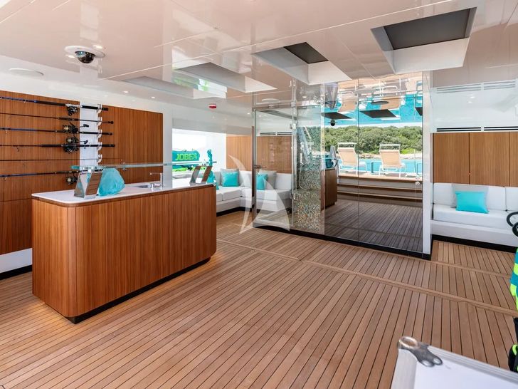 EVA4EVA Mangusta Oceano 44m - beach club EVA4EVA Mangusta Oceano 44m - beach club