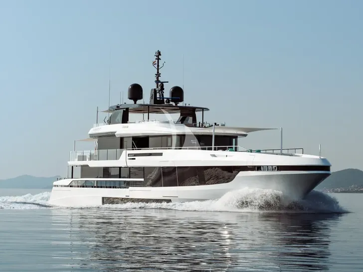 EVA4EVA Mangusta Oceano 44m - cruising EVA4EVA Mangusta Oceano 44m - cruising