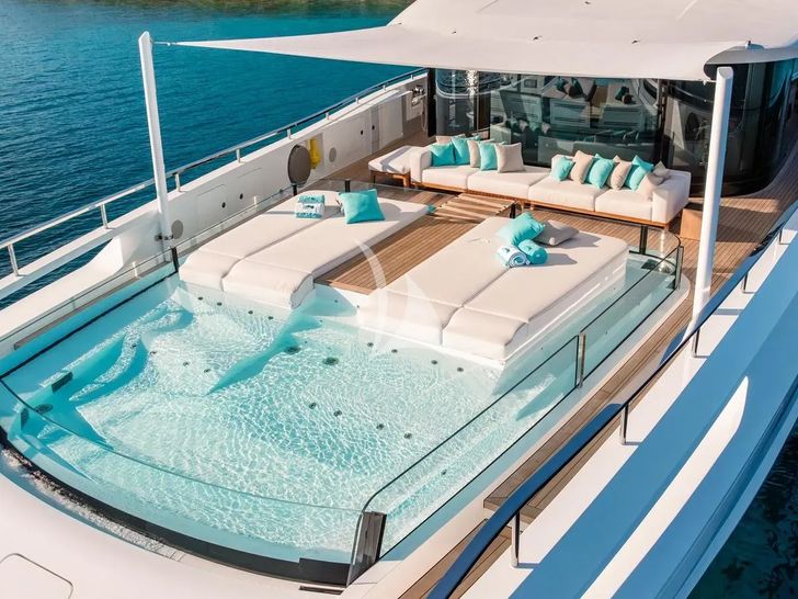 EVA4EVA Mangusta Oceano 44m - foredeck top shot EVA4EVA Mangusta Oceano 44m - foredeck top shot