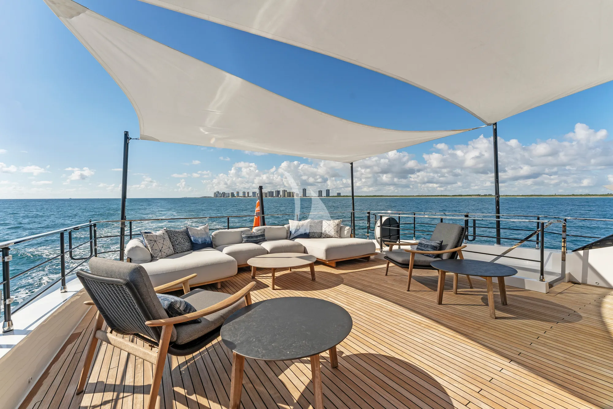 EVEXIAS I Ferretti Custom Line 106 - sundeck aft lounge