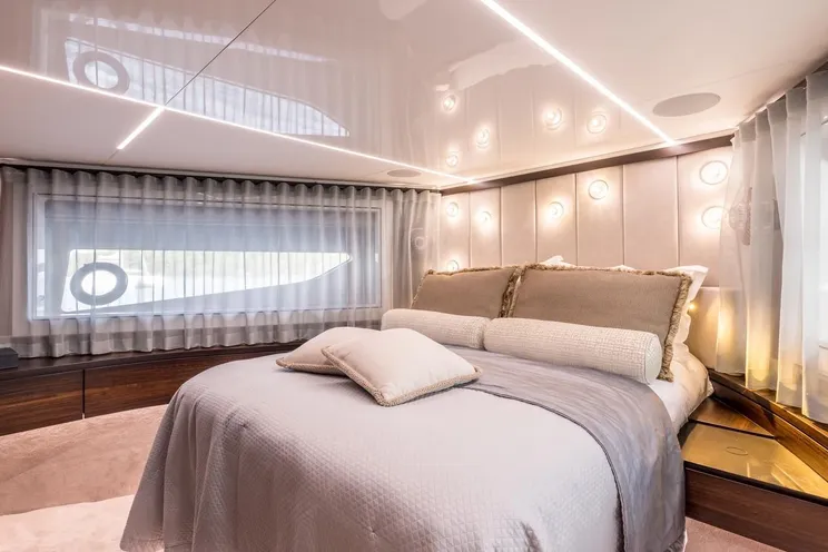 Charter Yacht EXIT - Sunseeker 90 Ocean - 4 Cabins - Trogir - Split - Dubrovnik - Hvar - Croatia