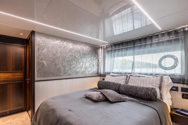 Charter Yacht EXIT - Sunseeker 90 Ocean - 4 Cabins - Trogir - Split - Dubrovnik - Hvar - Croatia