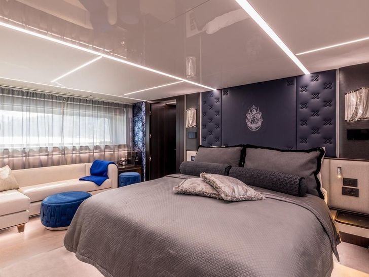 EXIT Sunseeker 90 Ocean - master cabin EXIT Sunseeker 90 Ocean - master cabin