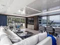 EXIT Sunseeker 90 Ocean - saloon seating and dining area EXIT Sunseeker 90 Ocean - saloon seating and dining area