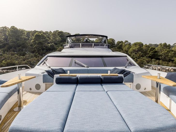 EXIT Sunseeker 90 Ocean - sun deck bronzing area EXIT Sunseeker 90 Ocean - sun deck bronzing area