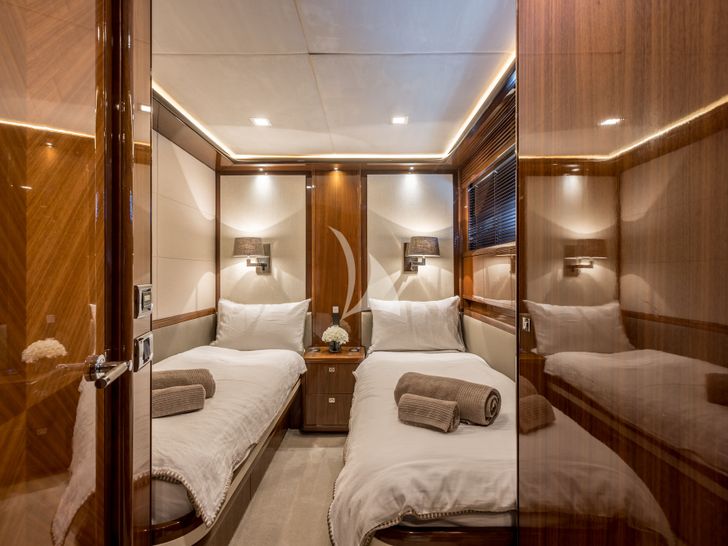 EXPERIENCE Princess 98 - twin cabin EXPERIENCE Princess 98 - twin cabin