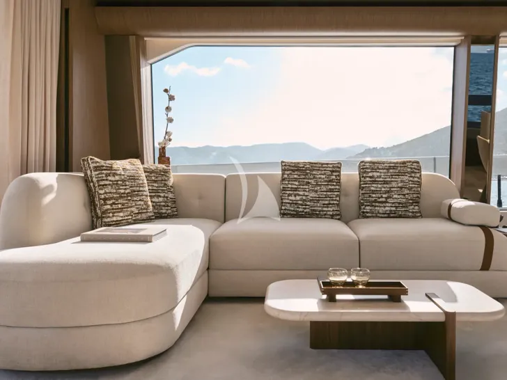 EXPLORA Azimut Fly 82 - saloon lounge EXPLORA Azimut Fly 82 - saloon lounge