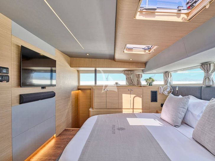 EXPLORION Aquila 54 - VIP cabin 2 EXPLORION Aquila 54 - VIP cabin 2