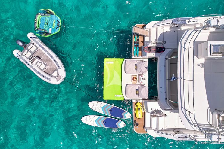 Charter Yacht EXPLORION - Aquila 54 - 4 Cabins - Athens - Mykonos - Paros - Cyclades - Greece