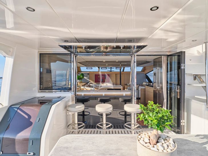 EXPLORION Aquila 54 - aft deck bar area EXPLORION Aquila 54 - aft deck bar area