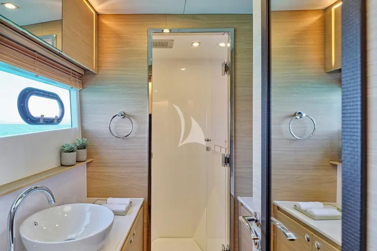 Charter Yacht EXPLORION - Aquila 54 - 4 Cabins - Athens - Mykonos - Paros - Cyclades - Greece