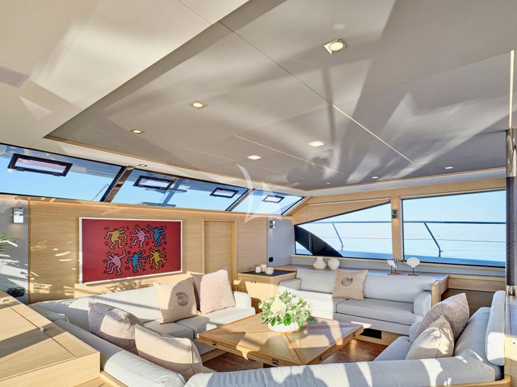 EXPLORION Aquila 54 - saloon wide shot EXPLORION Aquila 54 - saloon wide shot