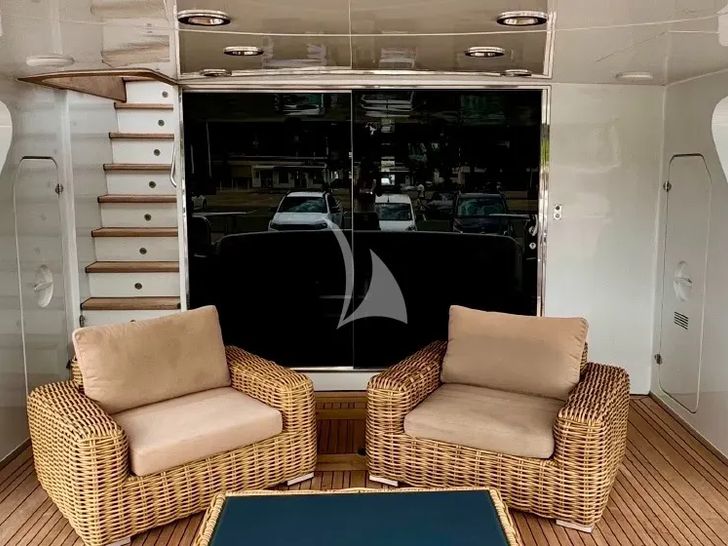 FAITH Tecnomar 32m - aft deck seating FAITH Tecnomar 32m - aft deck seating
