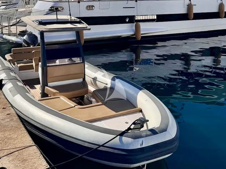 FAITH Tecnomar 32m - chaseboat FAITH Tecnomar 32m - chaseboat