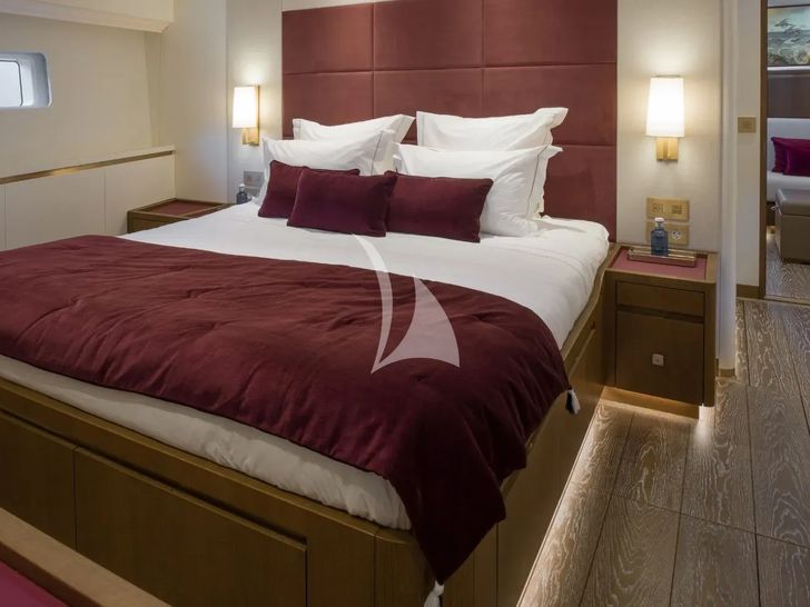 FANCY Nautor's Swan 108 - master cabin FANCY Nautor's Swan 108 - master cabin